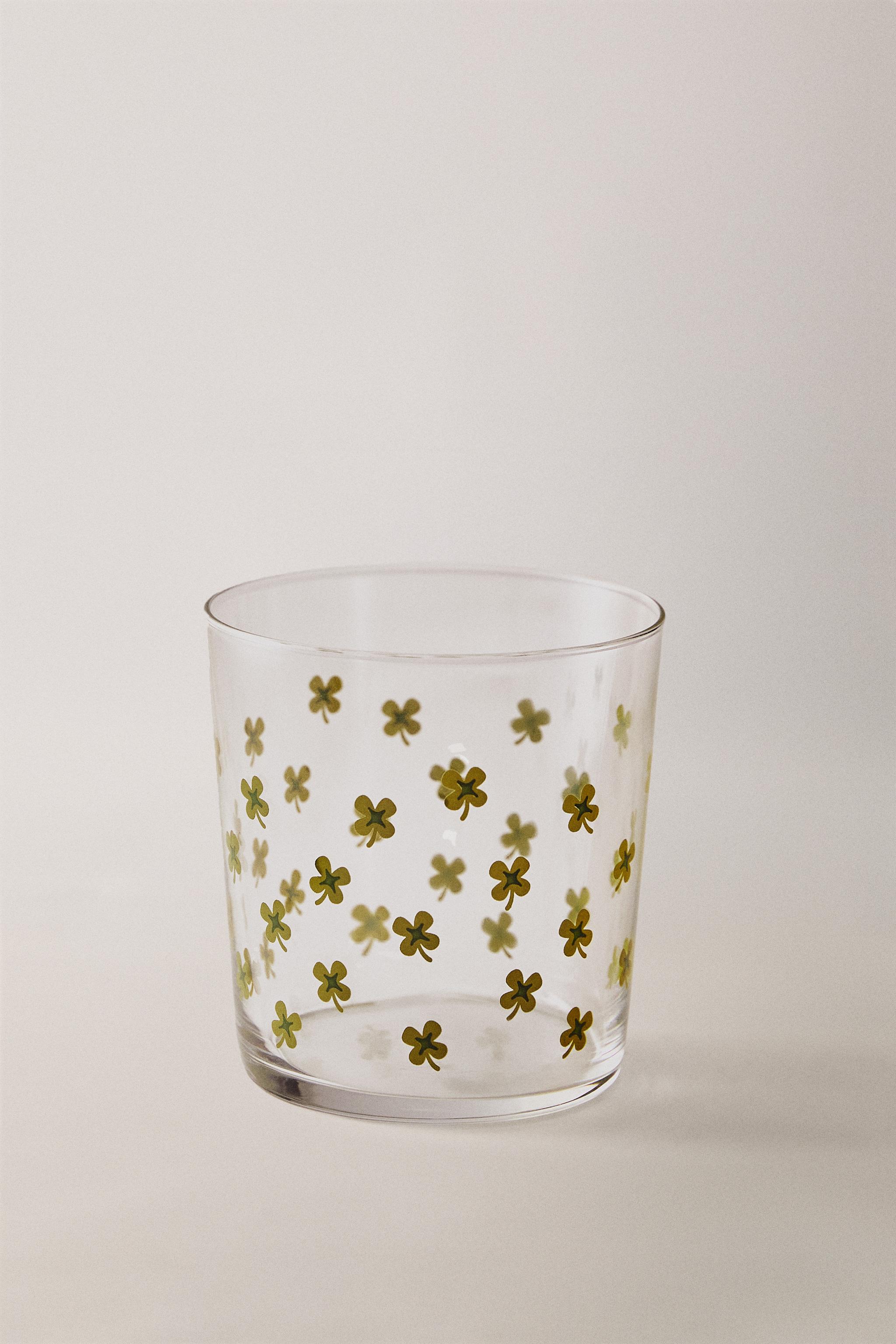 GLASS TUMBLER WITH TRANSFER