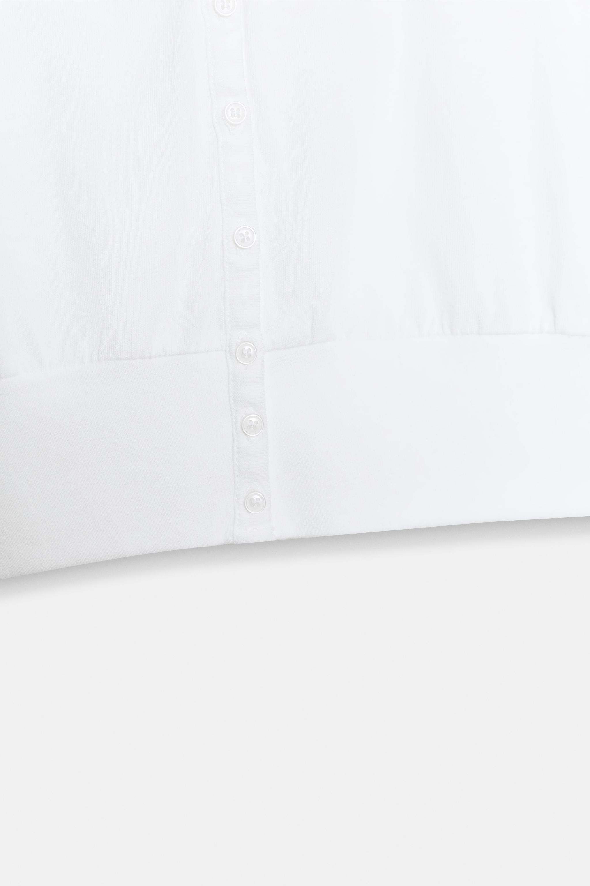 V-NECK BUTTON-UP TOP
