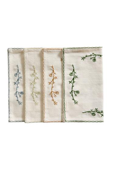 SERVETTEN MET PLANTENBORDUURSEL (4-PACK) - Ecru van Zara