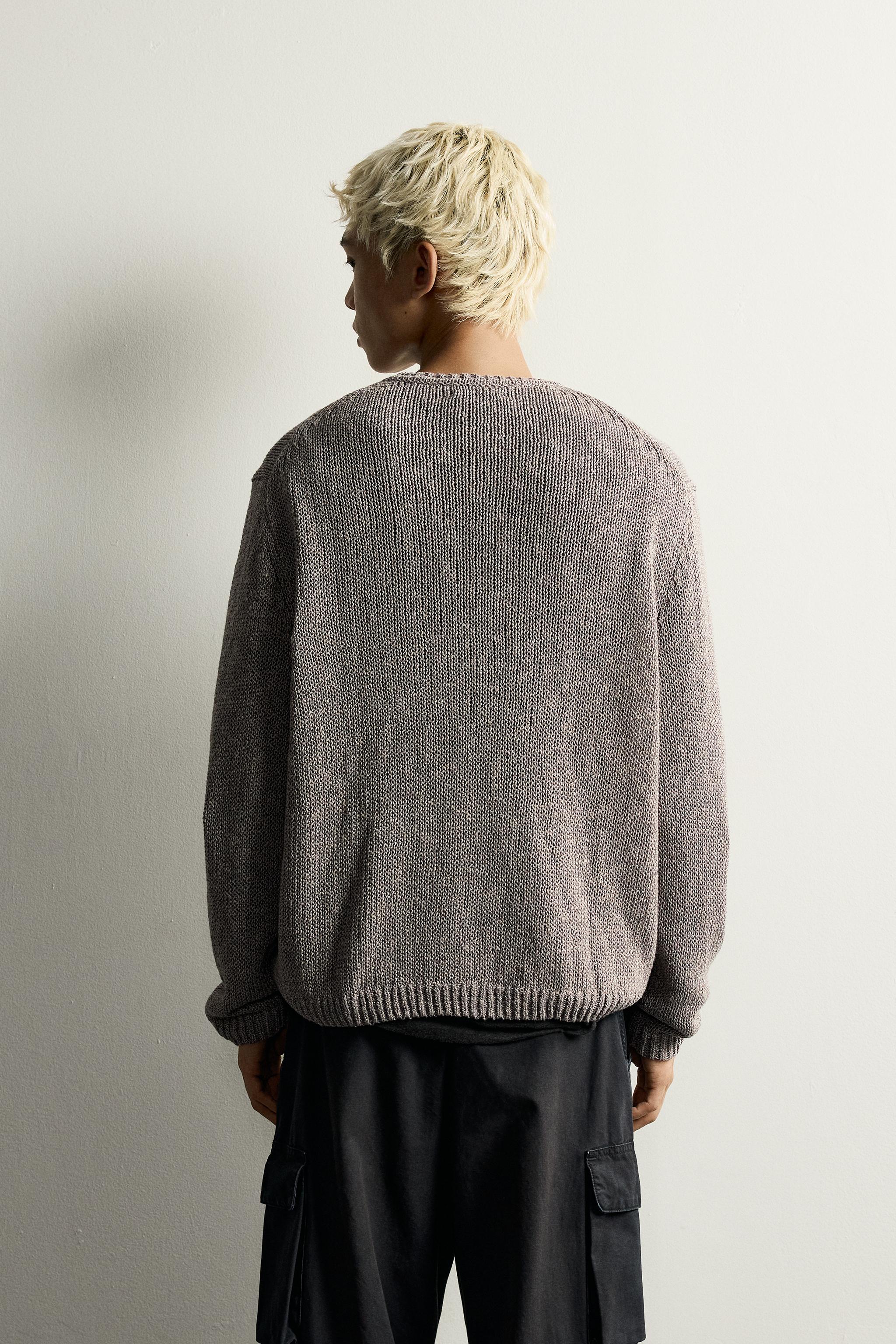 PULL TEXTURÉ À COUPE DÉCONTRACTÉE
