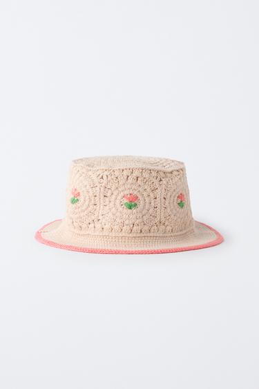 CROCHET BUCKET HAT WITH FLOWERS - Ecru by Zara - Image 3