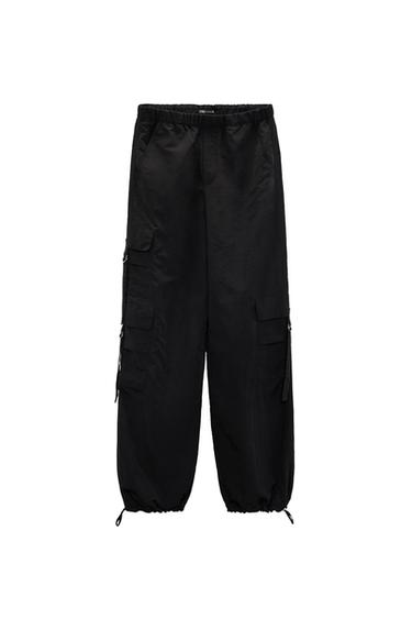 PANTALÓN PARACHUTE CON NYLON