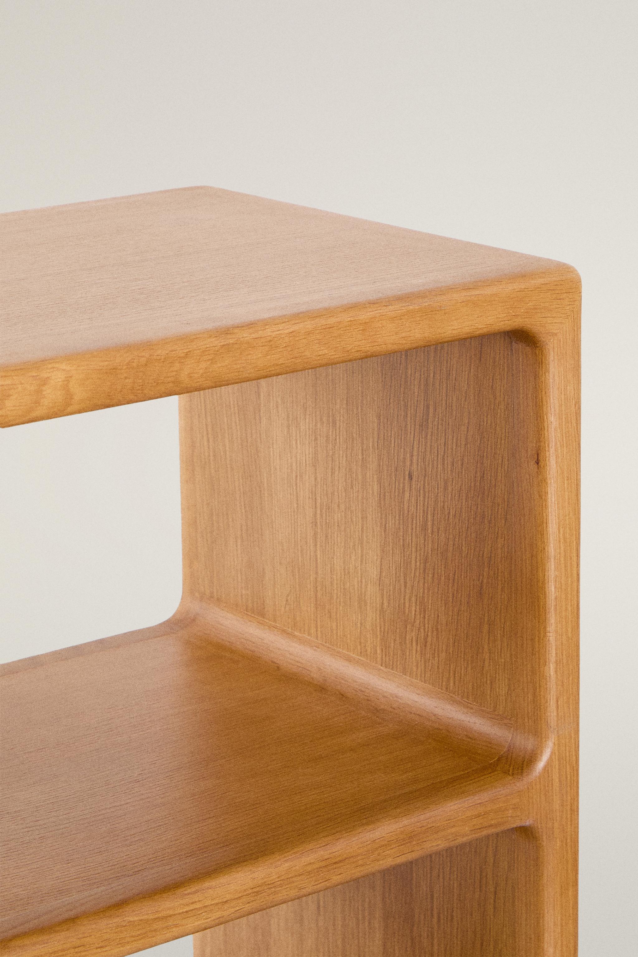 TALL OAK WOOD SHELF