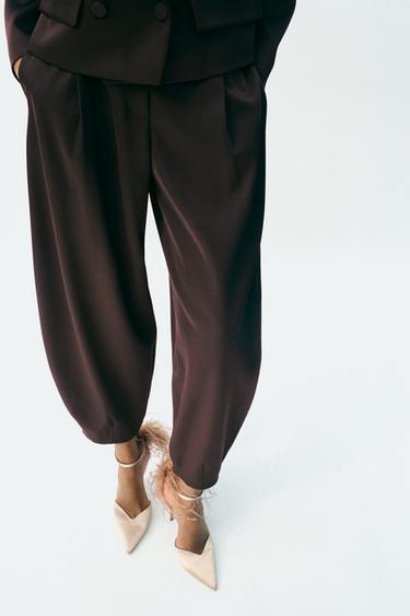 PANTALON CAROTTE SATINÉ - Marron foncé de Zara - Image 2