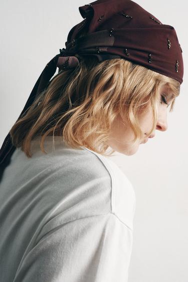 DESENLİ BONCUKLU BANDANA