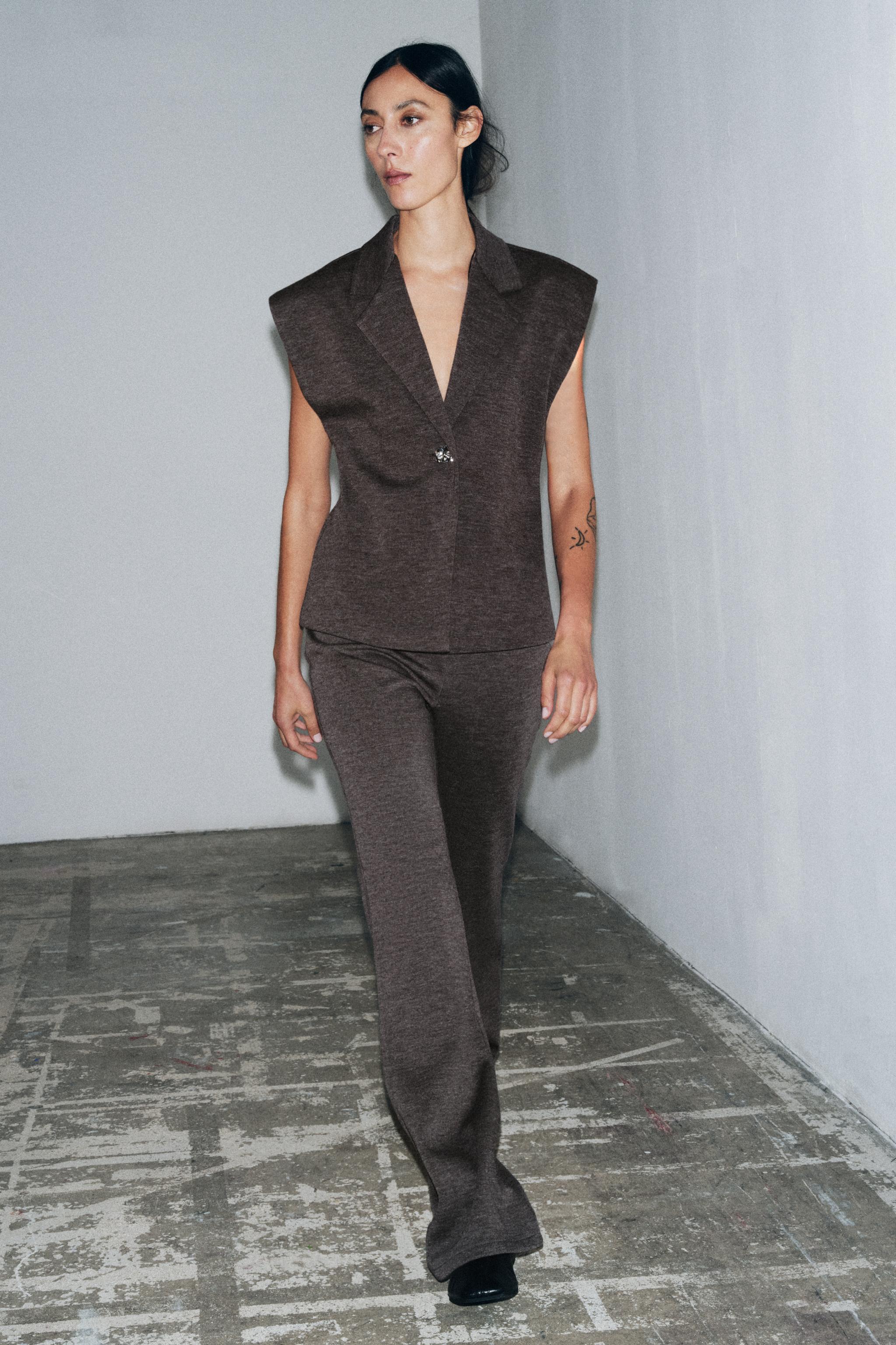 FLARE PANTS