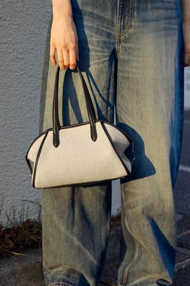 ショルダーボストンバッグライトベージュZaraのショルダーボストンバッグ - ライトベージュ 