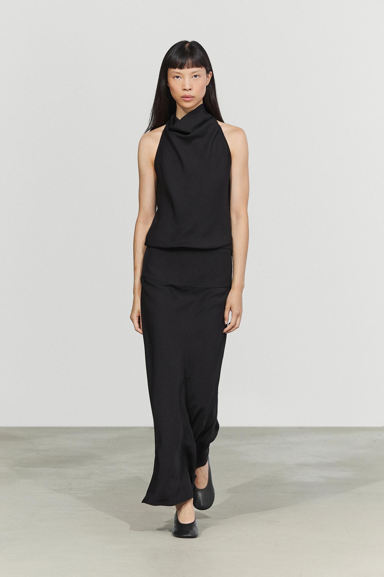 Halter midi dress with waistband detail — Black