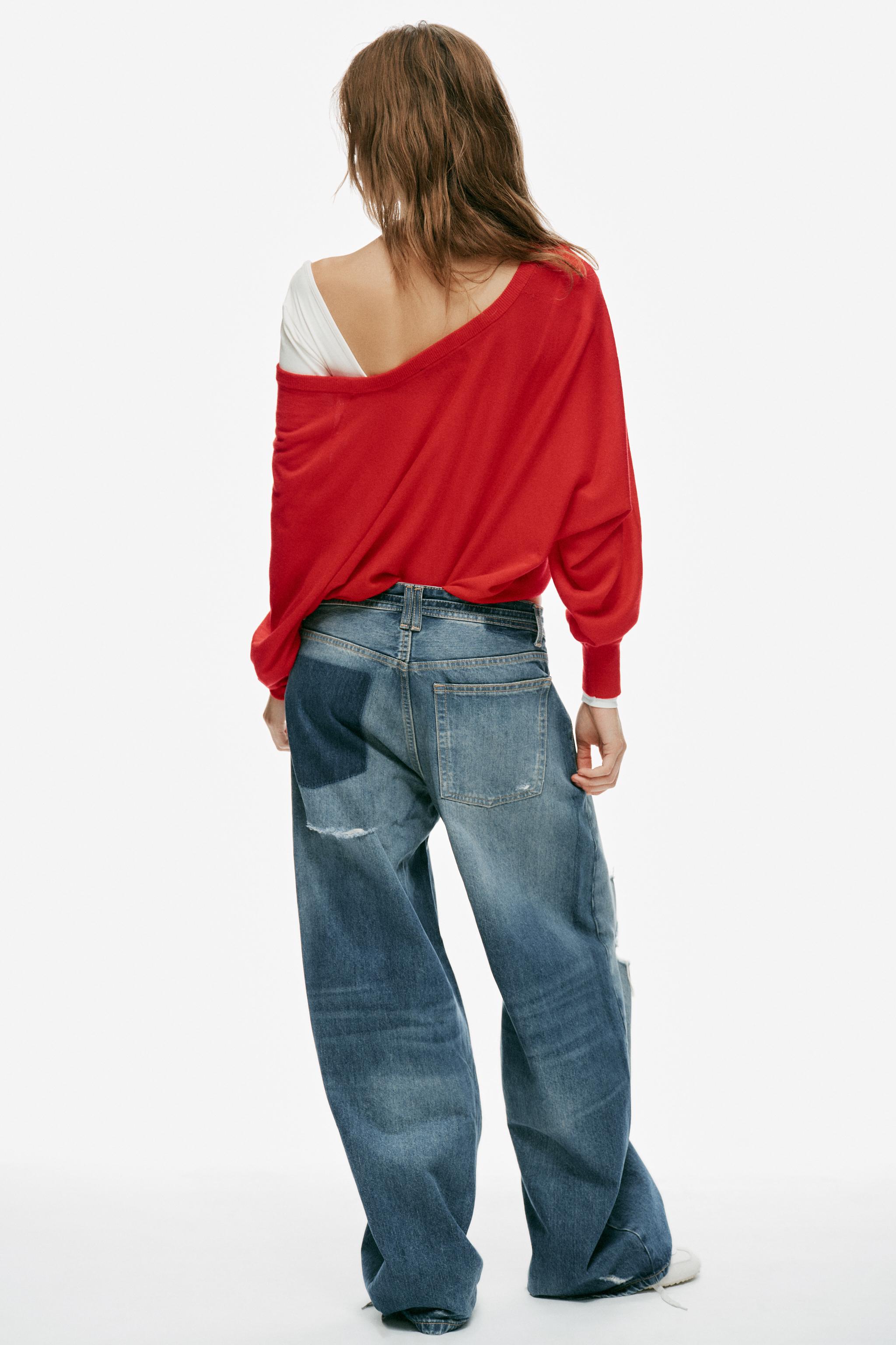 MID-RISE BAGGY RIPPED JEANS WITH BELT - thumbnail 4