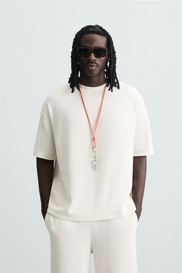 Zara 垂直紋理 T 恤 - 磨白色