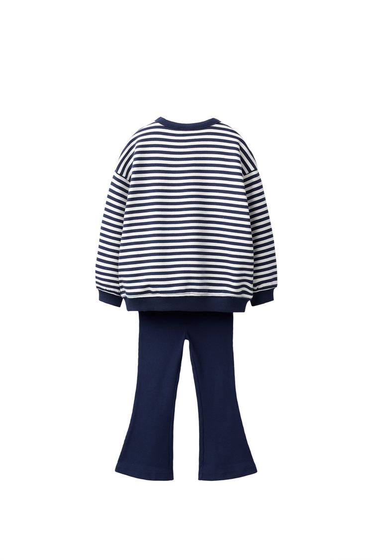 Conjunto de sudadera de rayas y leggings de campana 2