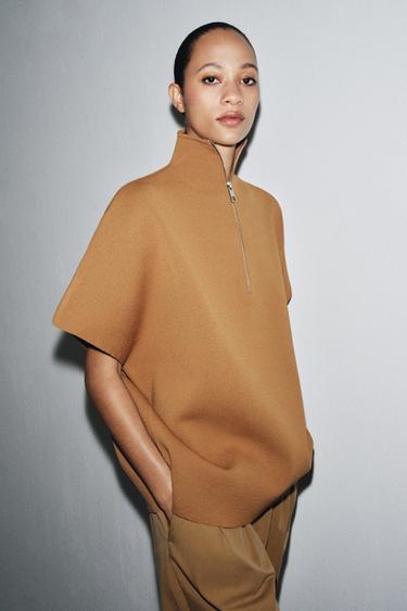 TOP CAPE EN MAILLE À FERMETURE ÉCLAIR - Camel clair de Zara - Image 4