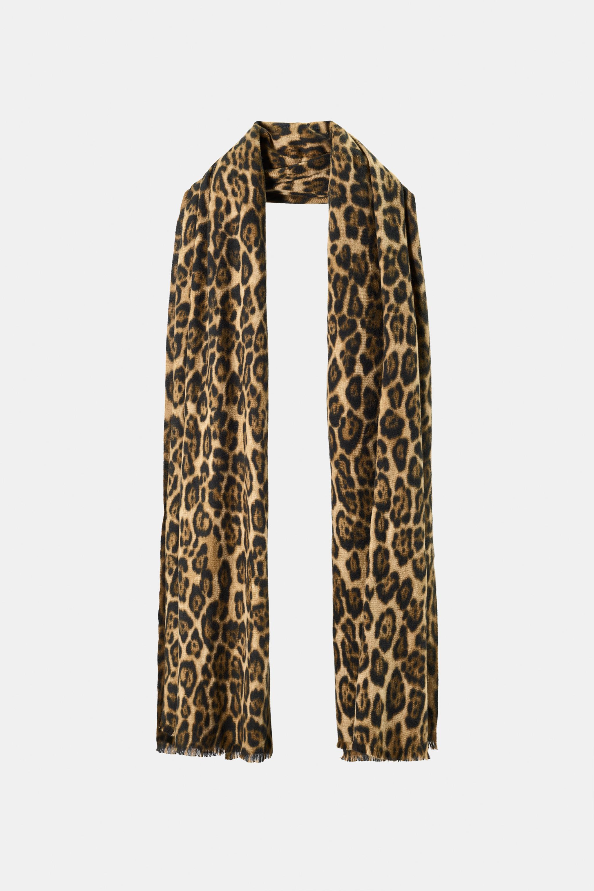 ANIMAL PRINT SCARF