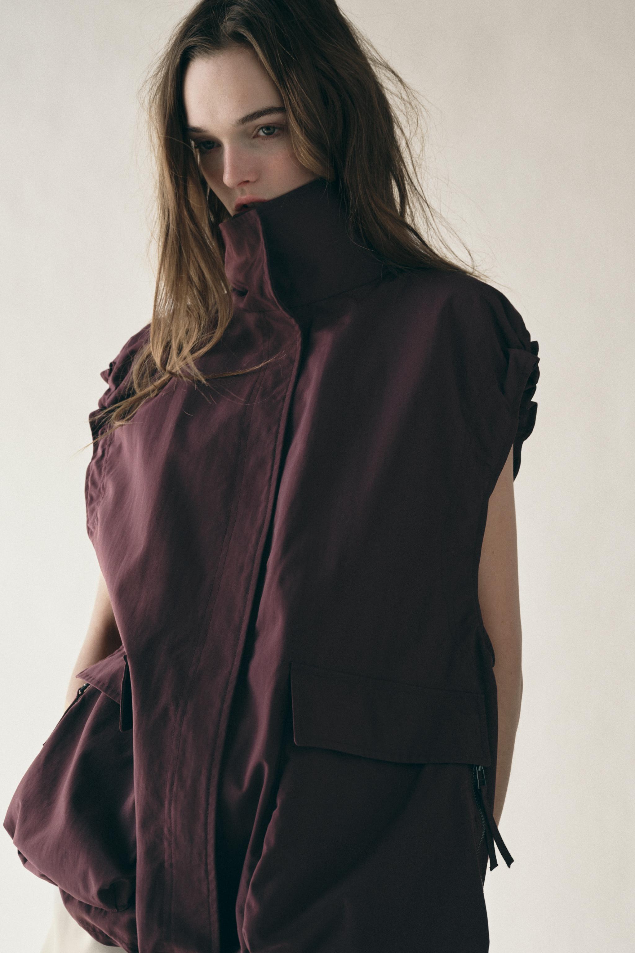 ZW COLLECTION オーバーサイズベスト - バーガンディ | ZARA