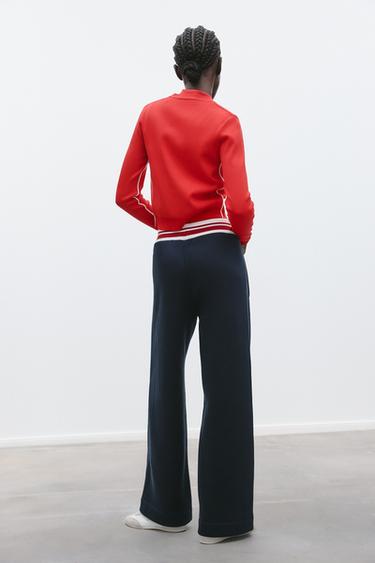 GILET EN MAILLE À LISERÉS LATÉRAUX - Rouge de Zara - Image 3