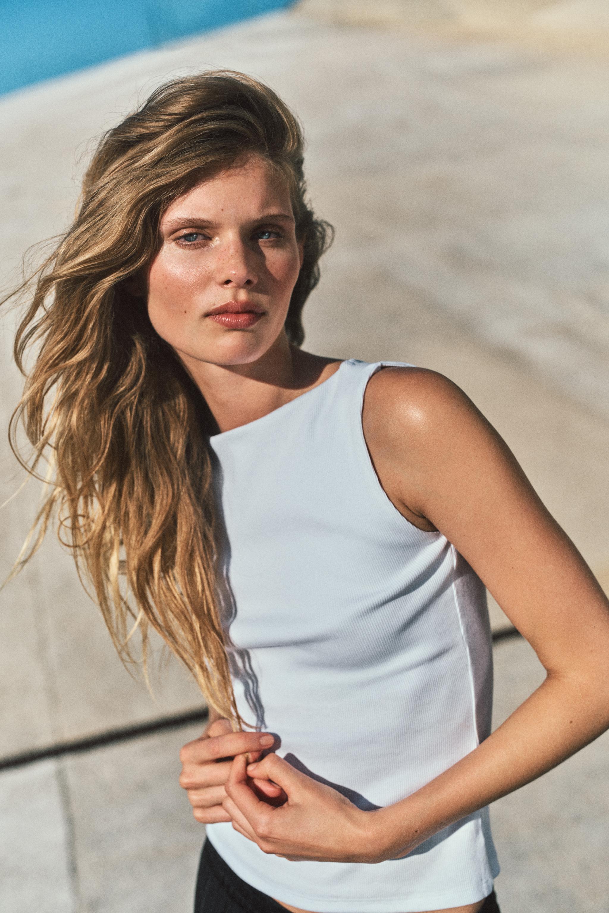 リブトップス - ホワイト | ZARA Japan / 日本