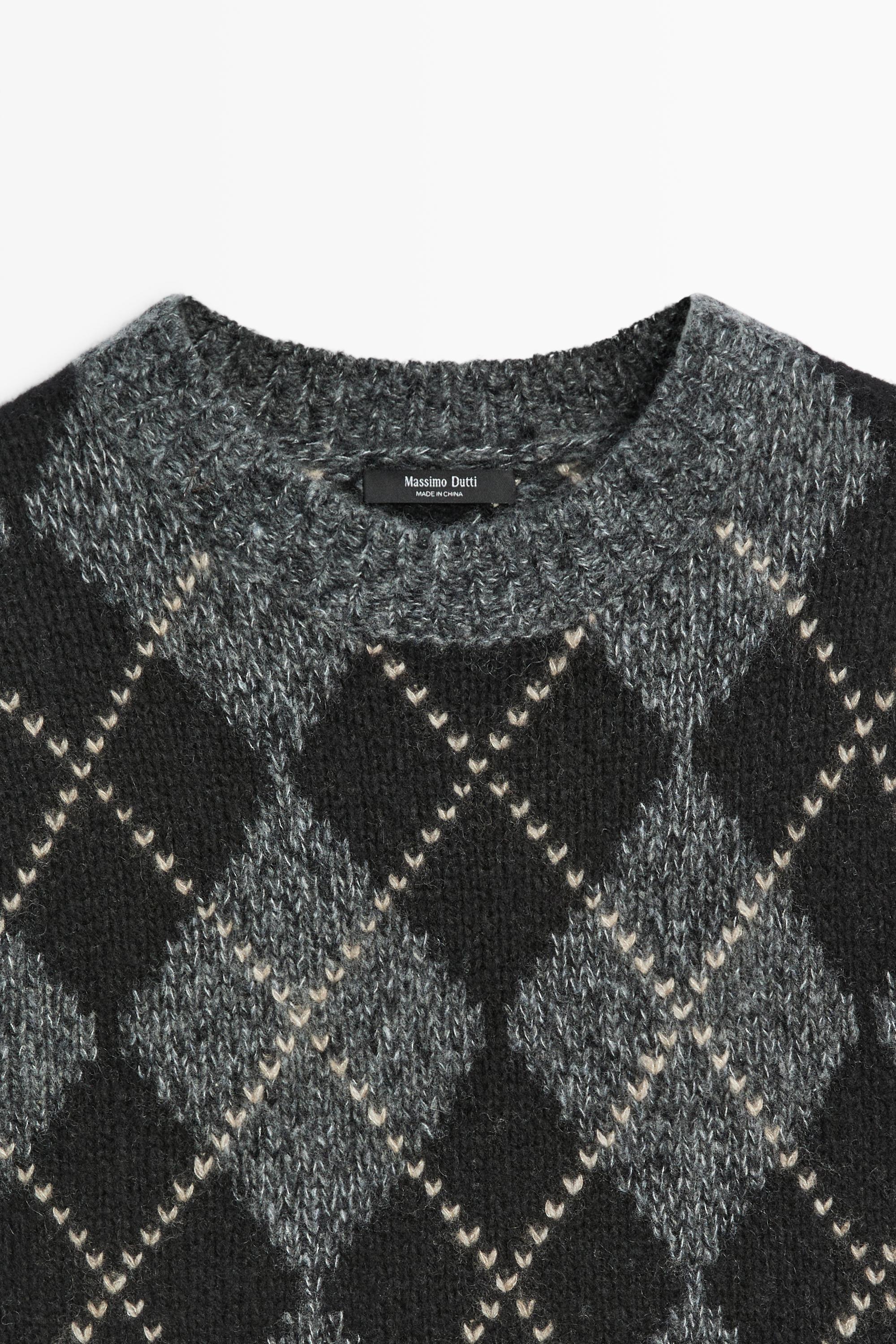 Pull en maille manches courtes à motif losanges cachemire