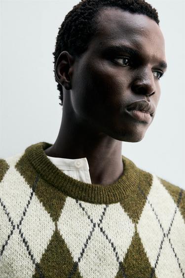 ARGYLE JACQUARD SWEATER - Khaki by Zara - Image 4