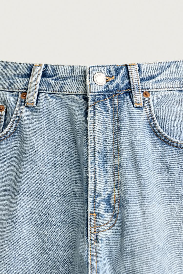 Jeans de corte holgado y cropped 7