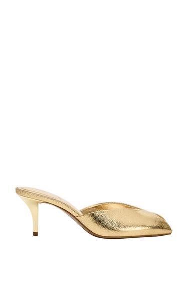 METALLIC-EFFECT SANDALS - Gold by Zara