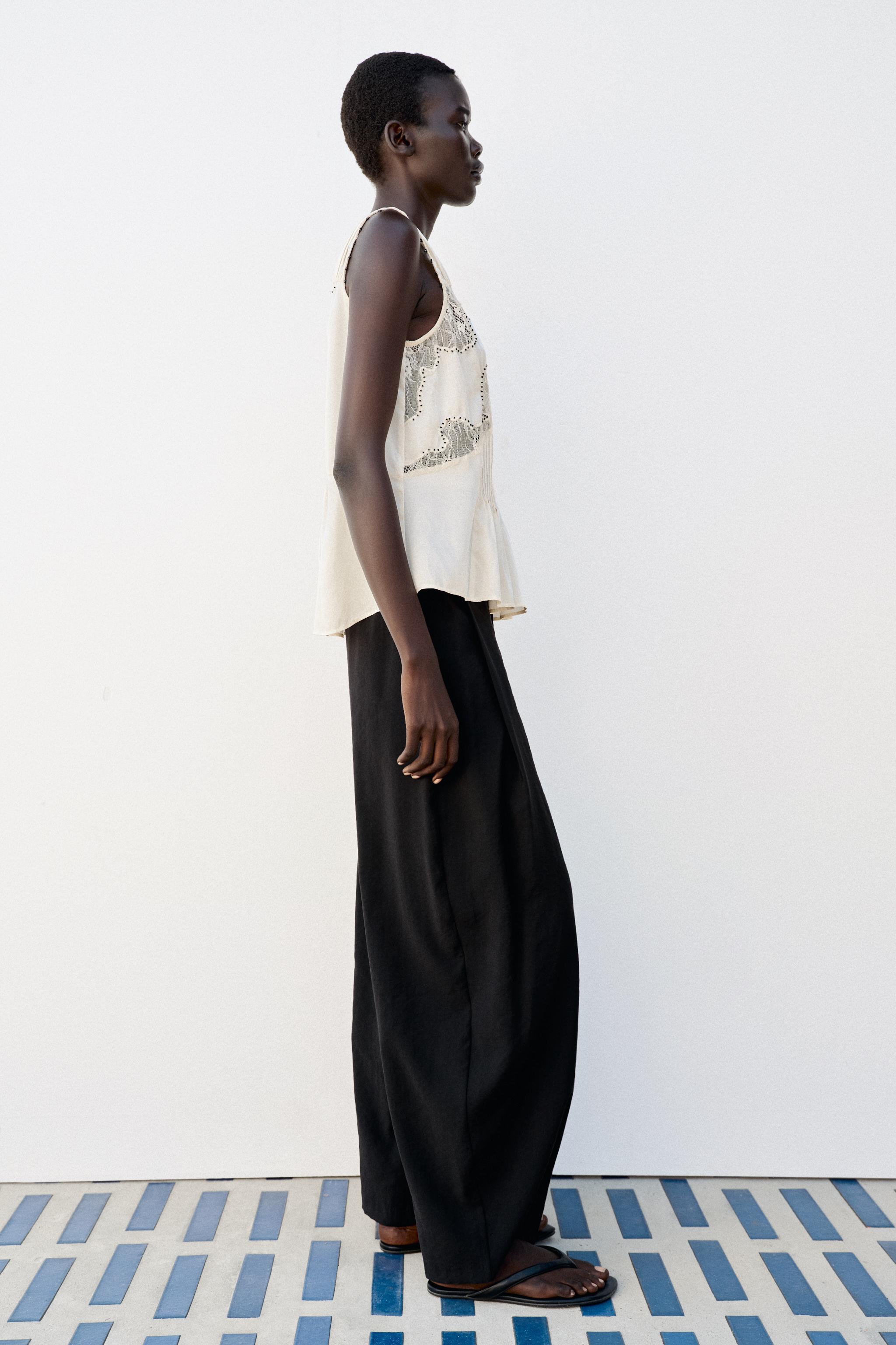 Женские брюки Zara FLOWY BARREL PANTS — фото 4
