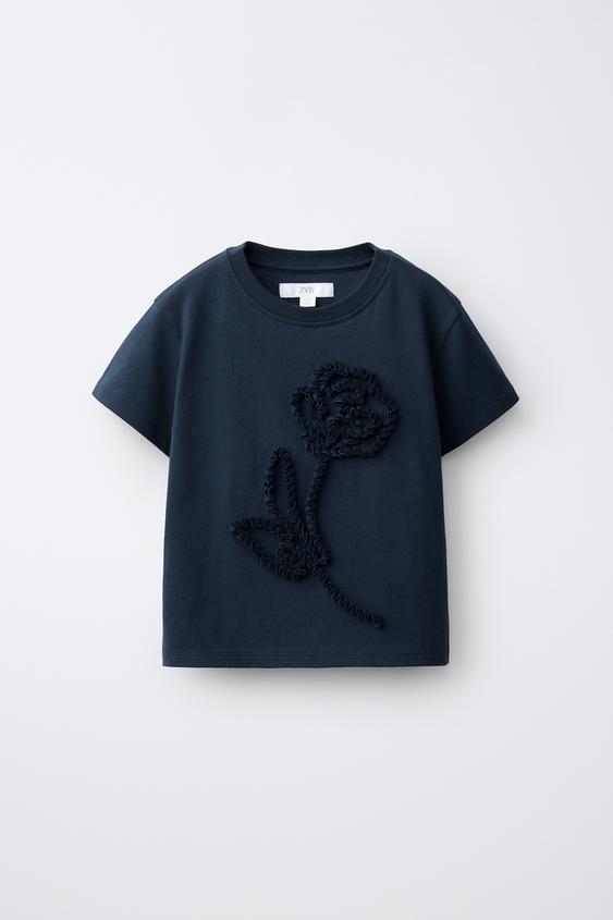 CAMISETA FLOR RELIEVE RIZO - Marino de Zara - Imagen 0