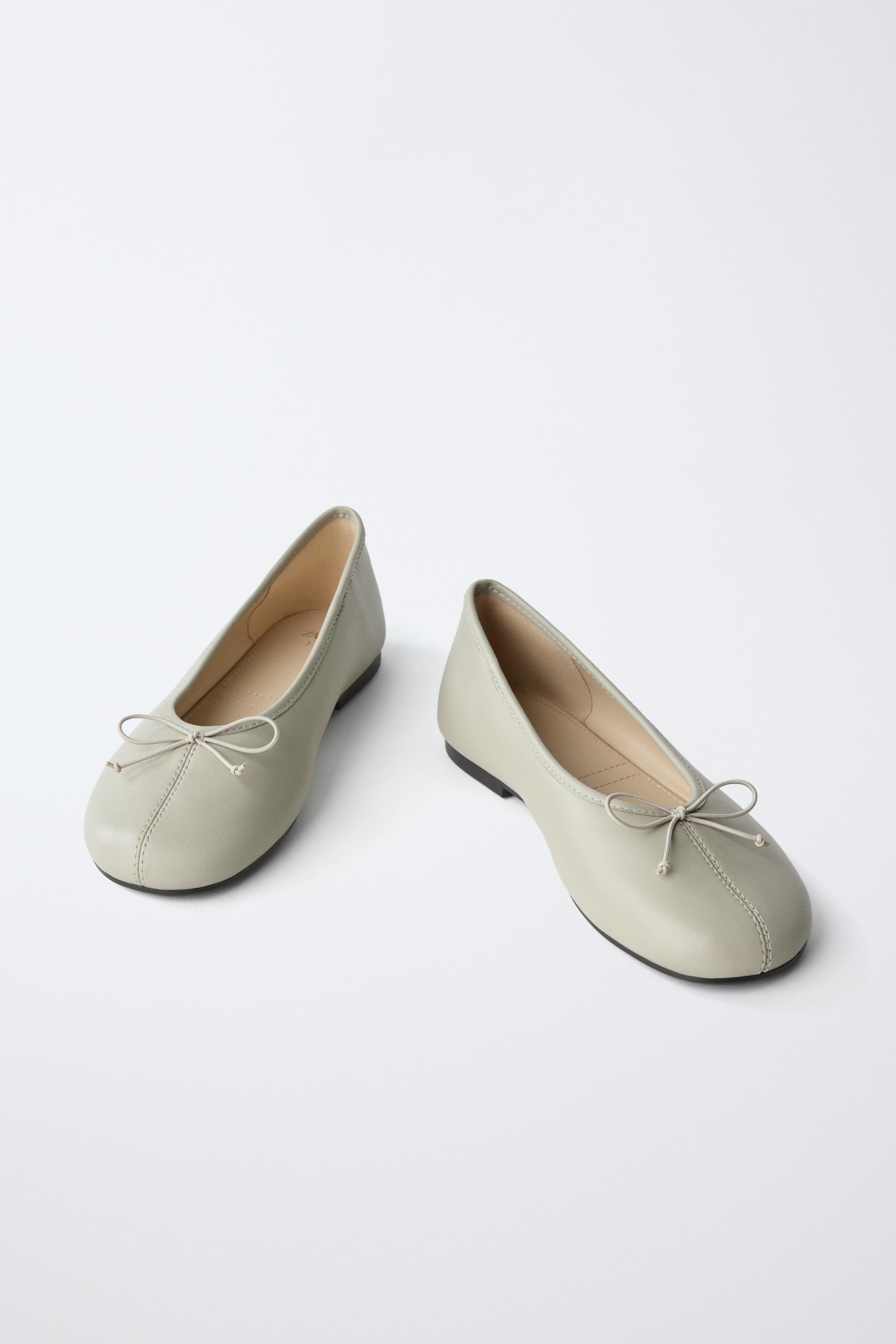 LEATHER BALLET FLATS WITH BOW
