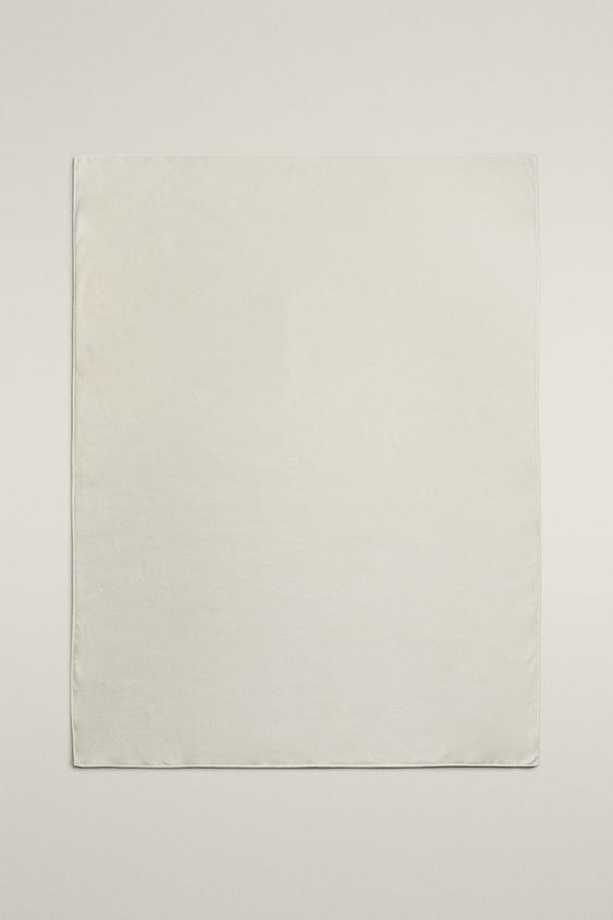 COUVERTURE POLAIRE - Blanc cassé de Zara - Image 0