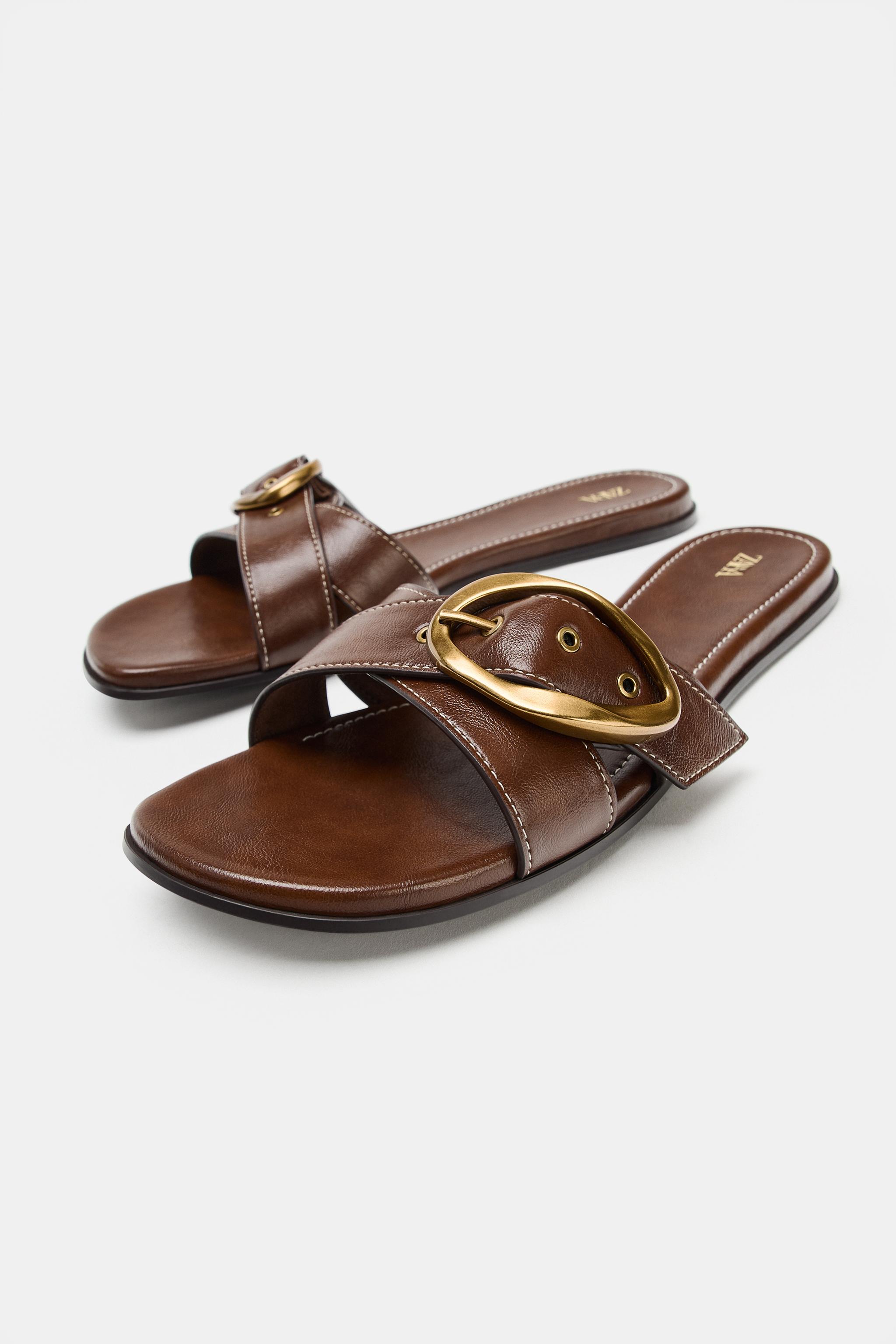 FLAT BUCKLE SANDALS