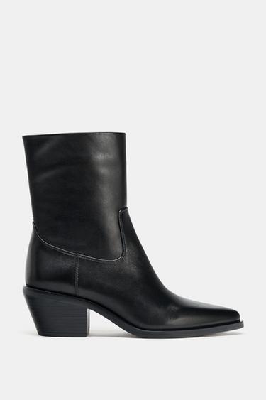 BOTTINES CAMPERO EN CUIR - Noir de Zara
