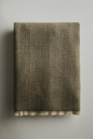 COUVERTURE CHEVRON - Kaki de Zara - Image 4