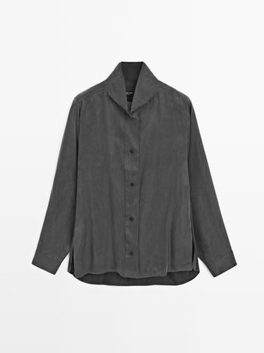 Camisa fluida botones snap - Gris de Zara