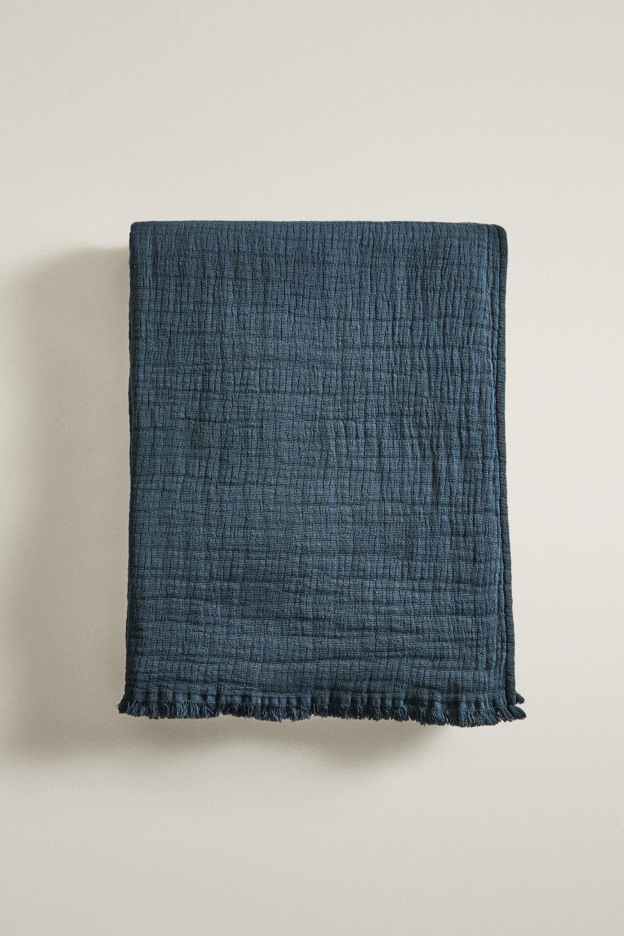 TEXTURED COTTON BLANKET — Blue