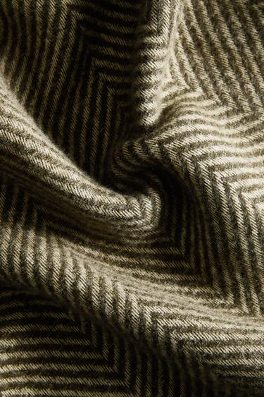 COUVERTURE CHEVRON - Kaki de Zara