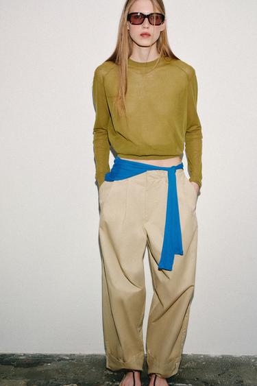 PULL EN MAILLE AVEC COUTURES AUX ÉPAULES - Vert olive de Zara