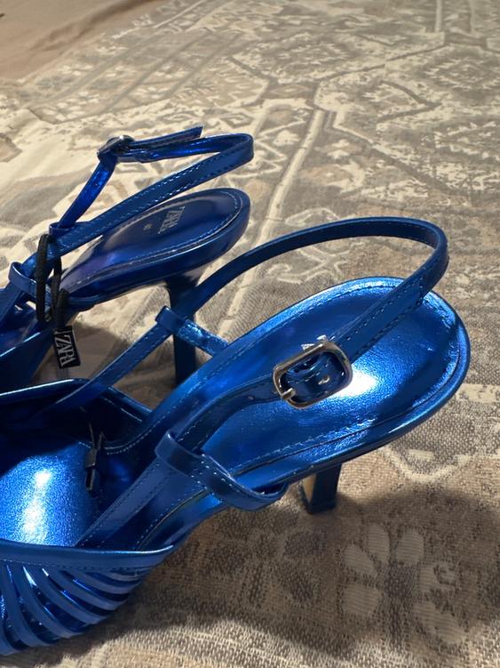 METALLIC SLINGBACK HEELS - Image 3