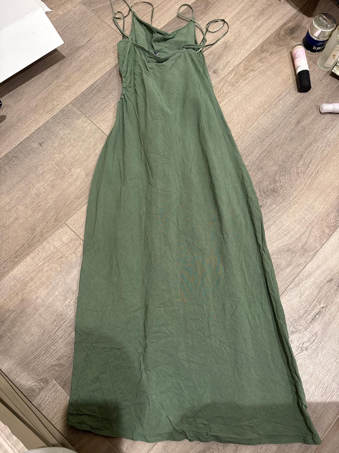 CUT OUT LINEN BLEND DRESS - Image 2