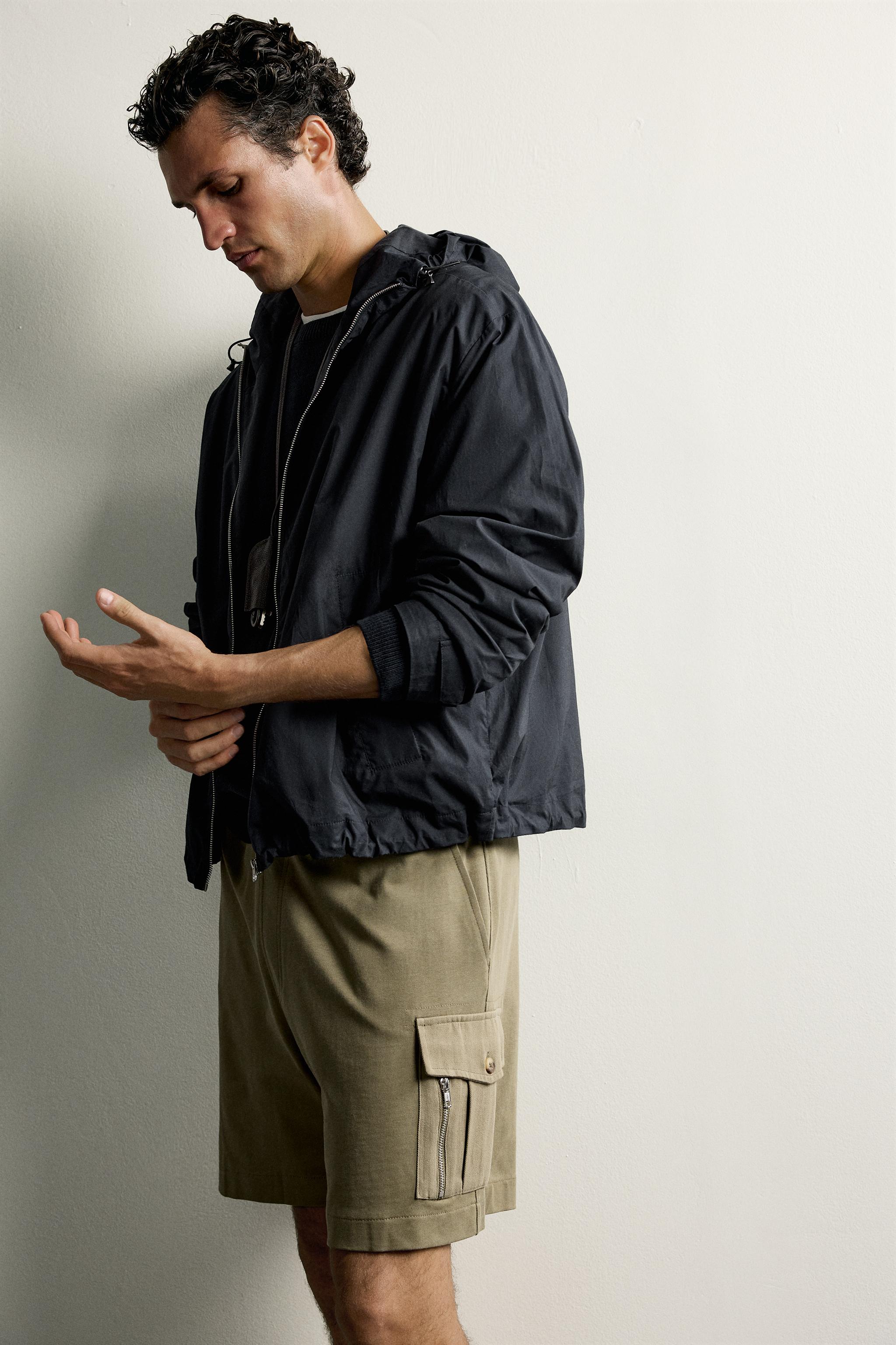 RELAXED FIT CARGO BERMUDA SHORTS