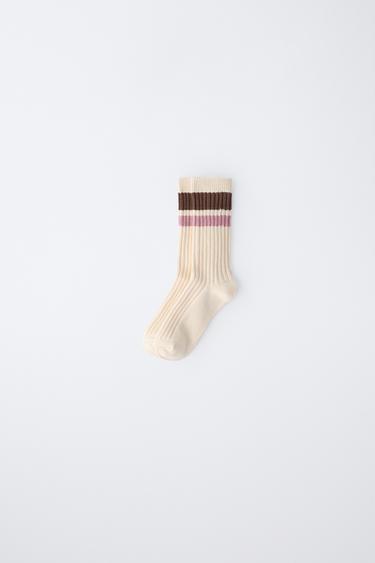 CALCETÍN LARGO RAYAS - Crudo / Marrón de Zara