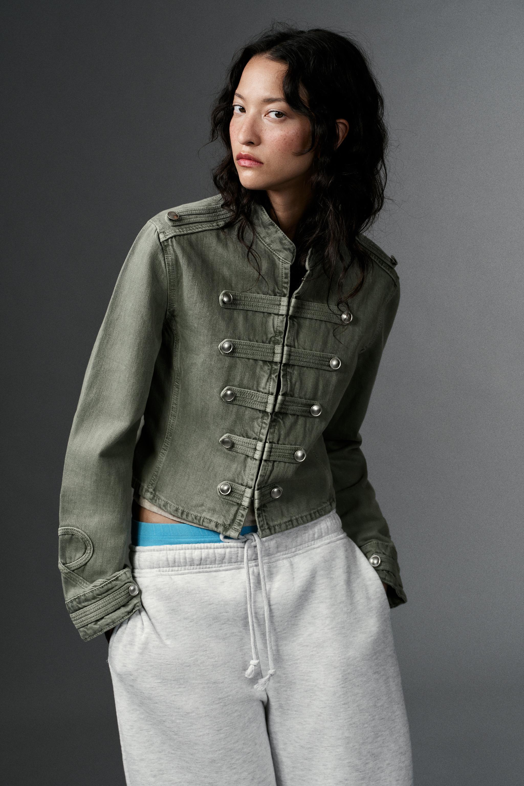 FITTED BUTTON JACKET — Green