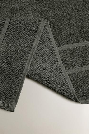 TAPIS DE BAIN COTON ANTIDÉRAPANT - Gris foncé de Zara - Image 2