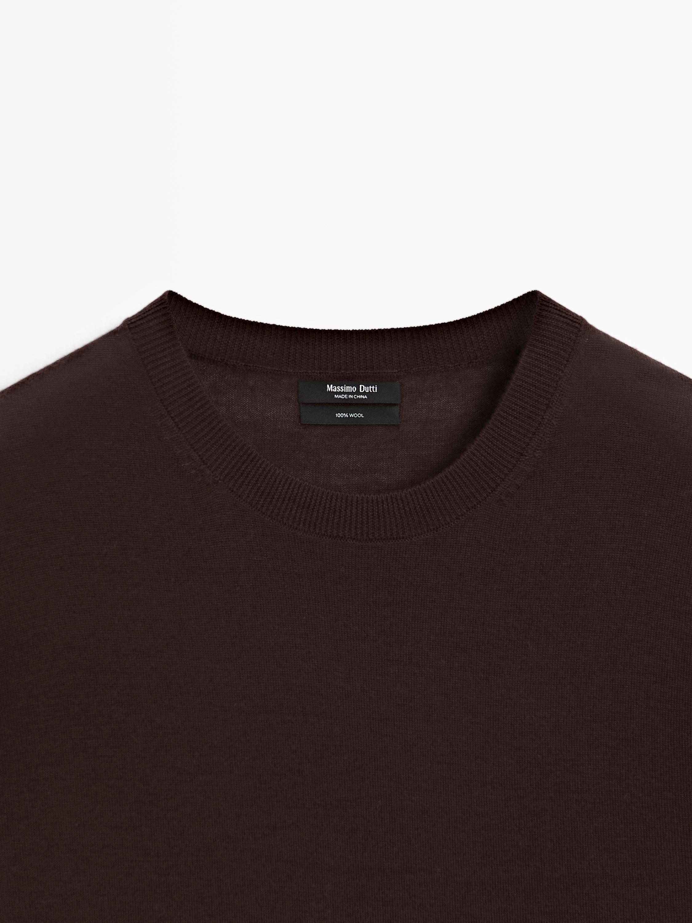 100% wool fine knit crew neck sweater