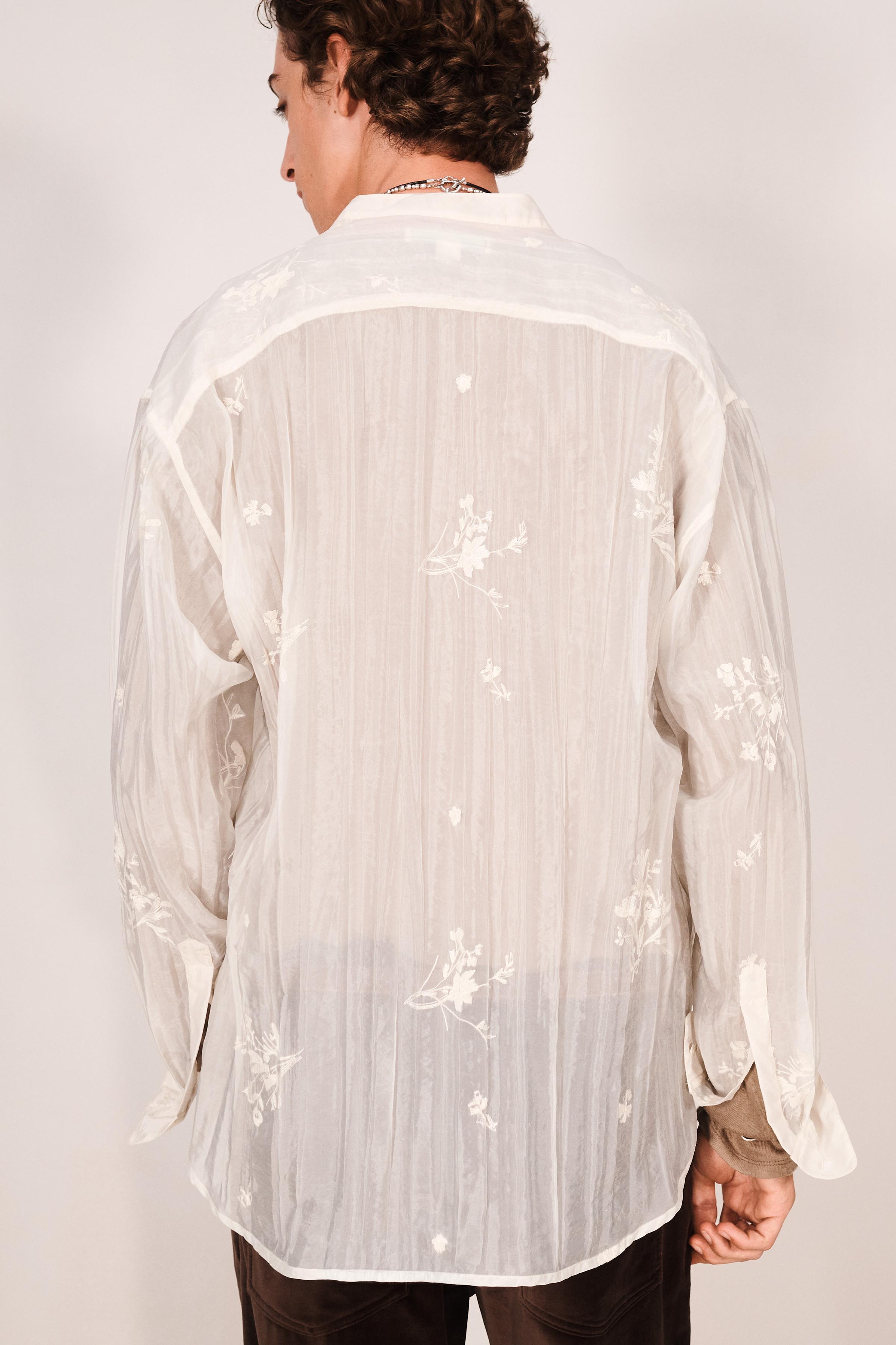 CHEMISE SEMI-TRANSPARENTE BRODÉE