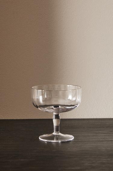 RAISED DESIGN GLASS - Gold by Zara