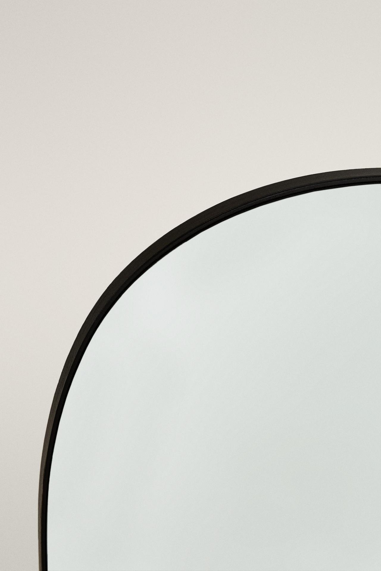 SMALL IRREGULAR WALL MIRROR — Transparent