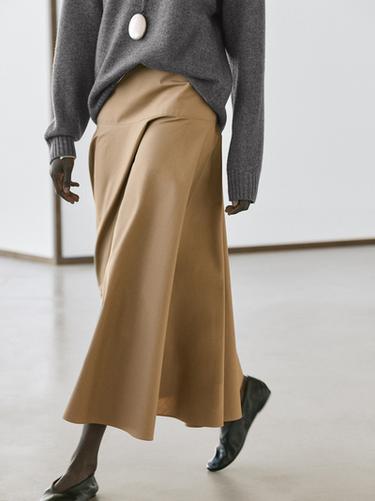 Jupe midi ample avec empiècement - Vison foncé de Zara