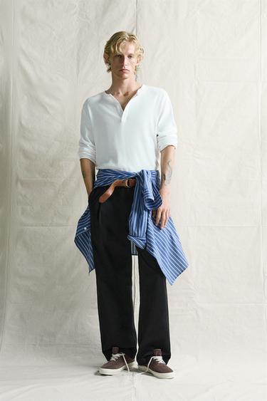 Zara RELAXED-FIT PLEATED CHINO TROUSERS - Black