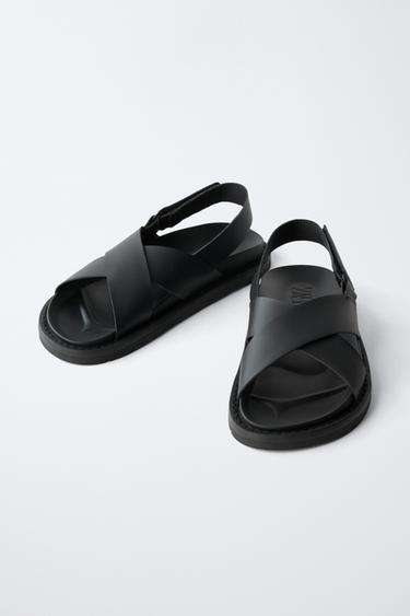 SANDALES À BRIDES CROISÉES - Noir de Zara - Image 2