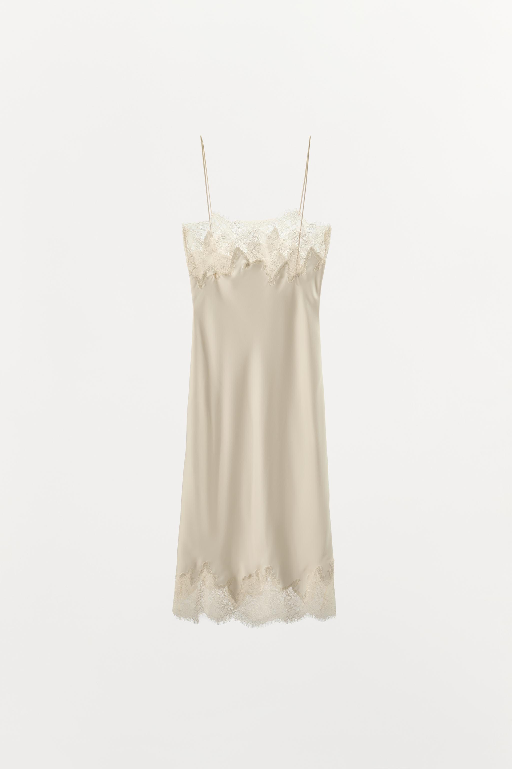 ROBE MIDI STYLE LINGERIE EN DENTELLE