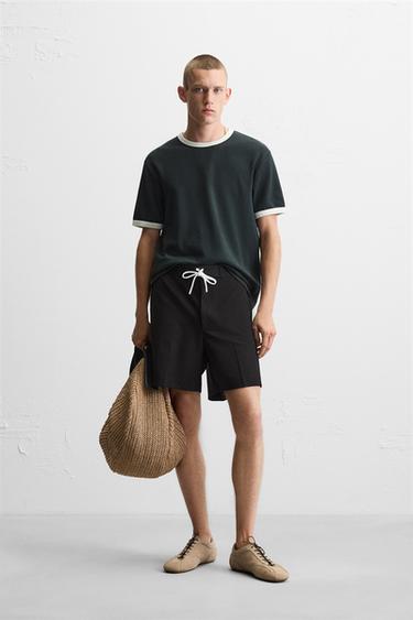 BERMUDA REGULAR FIT LACCIO - Nero di Zara